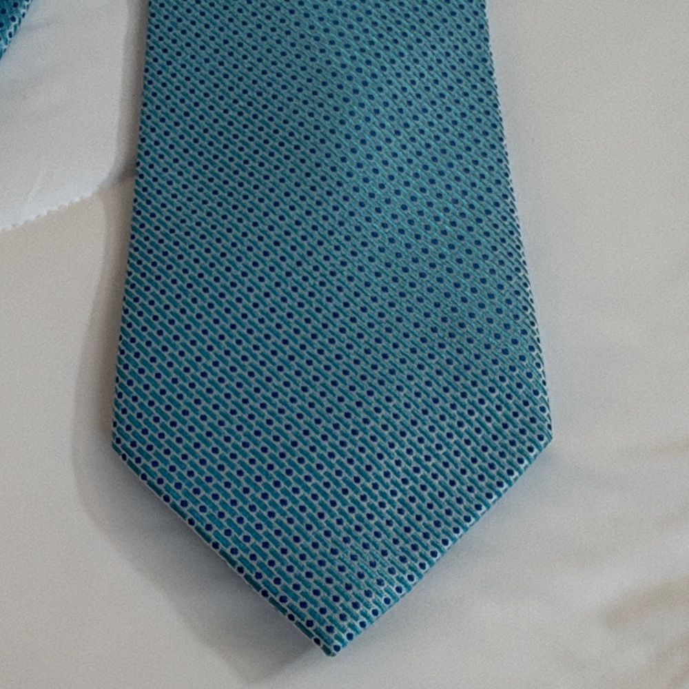 Geoffrey Beene Textured Teal Tie
